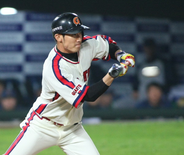 오승택선수의 1군무대 첫 출장